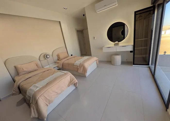 Noorhan Private Luxury Layover Villa - 10 Minutes To Airport